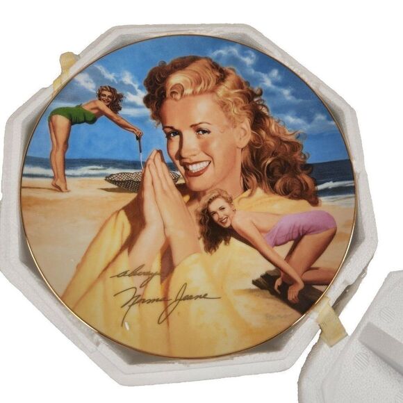Marilyn Monroe Her Day in the Sun Collector Plate Remembering Norma Jeane - Picture 1 of 4